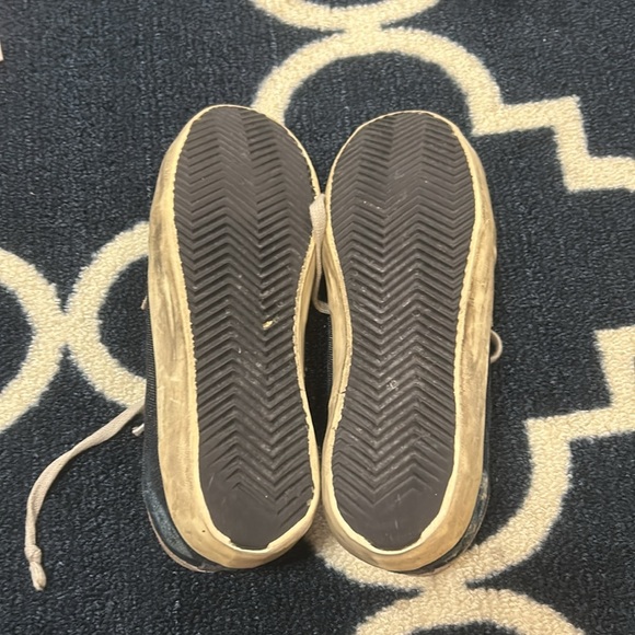 Golden goose superstars dark denim distressed sneakers size 8 - Picture 5 of 8